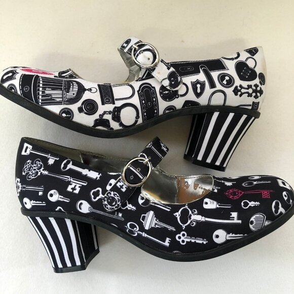 Chocolaticas Lock & Key Black & White Mary Jane Mid Heeled Shoes Size 36 (5.5) - Picture 4 of 16